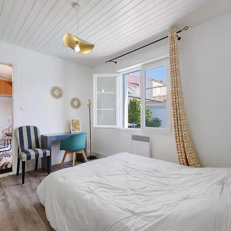 Maison 4 Avec Piscine 펜션