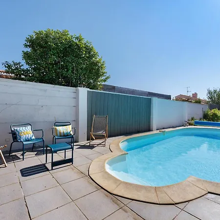 Maison 4 Avec Piscine 펜션
